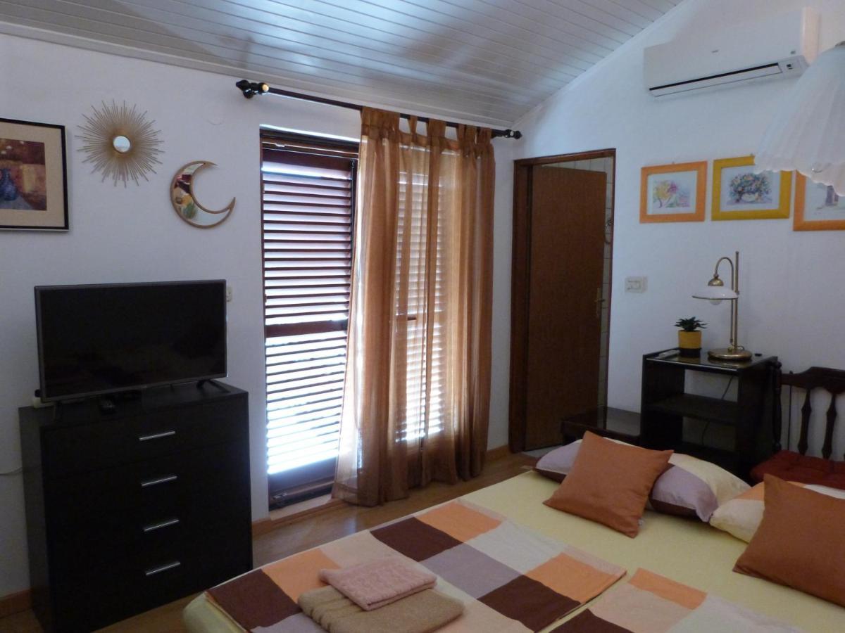 Apartments Eva Sukosan Ngoại thất bức ảnh