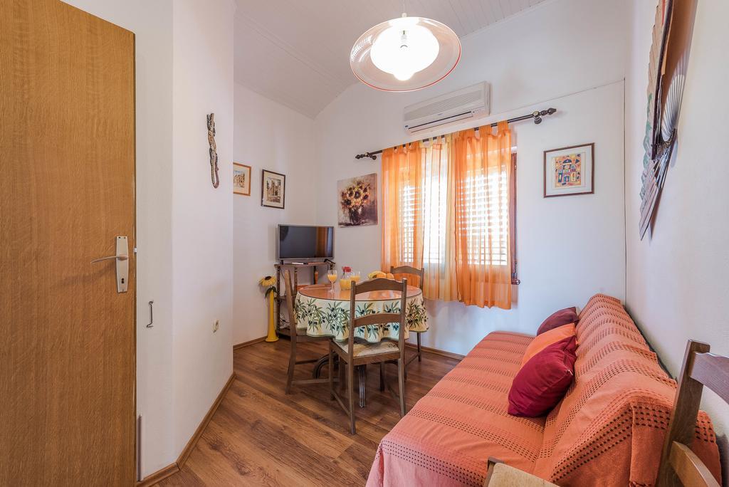 Apartments Eva Sukosan Ngoại thất bức ảnh
